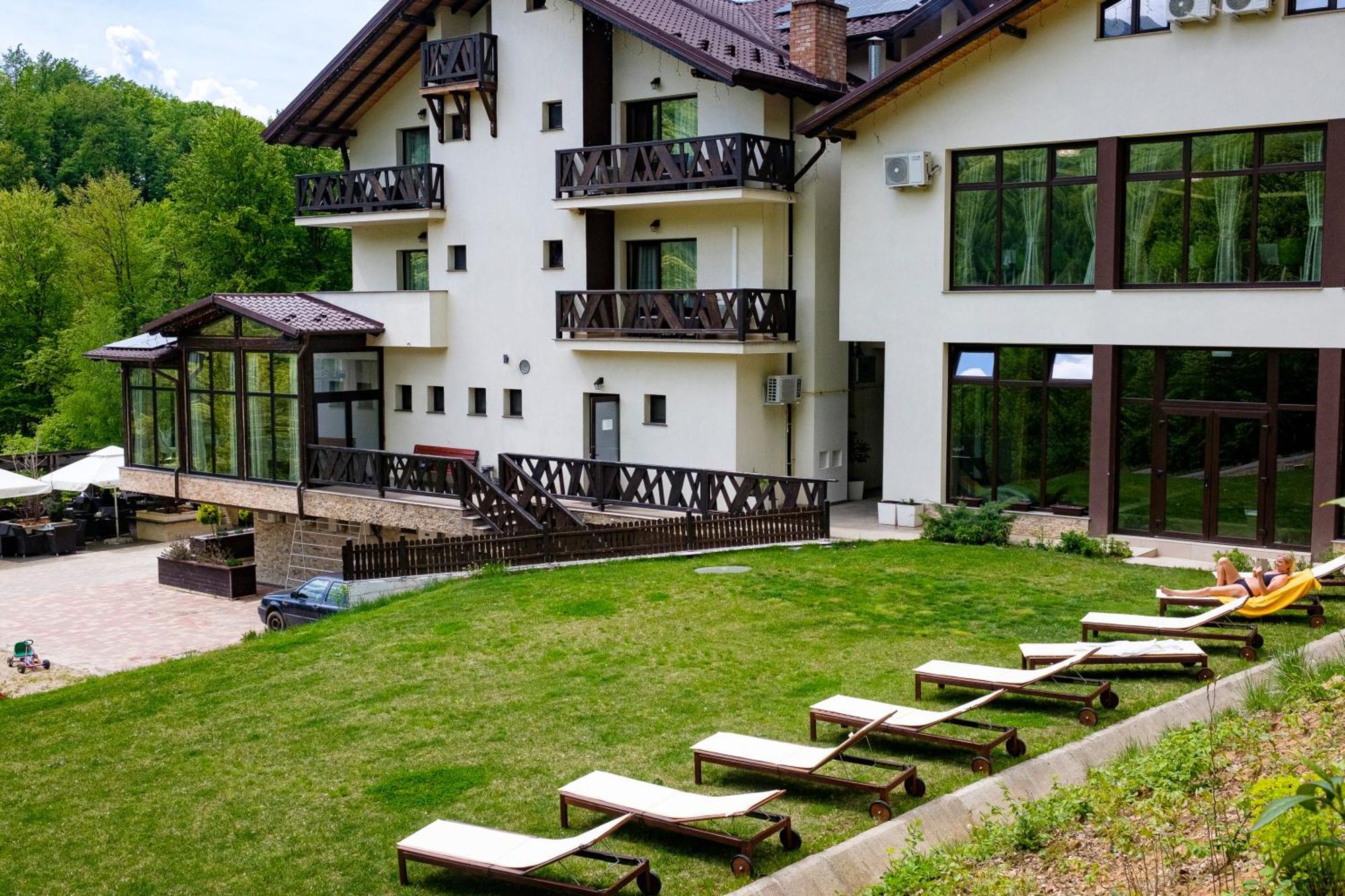 Hotel Poezia Luna Exteriör bild